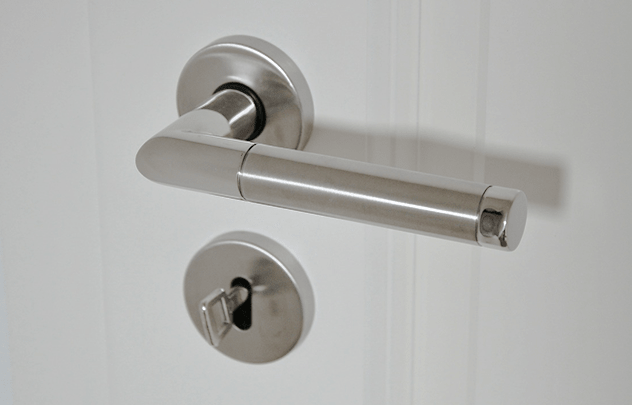 Knobs & Entry Handles